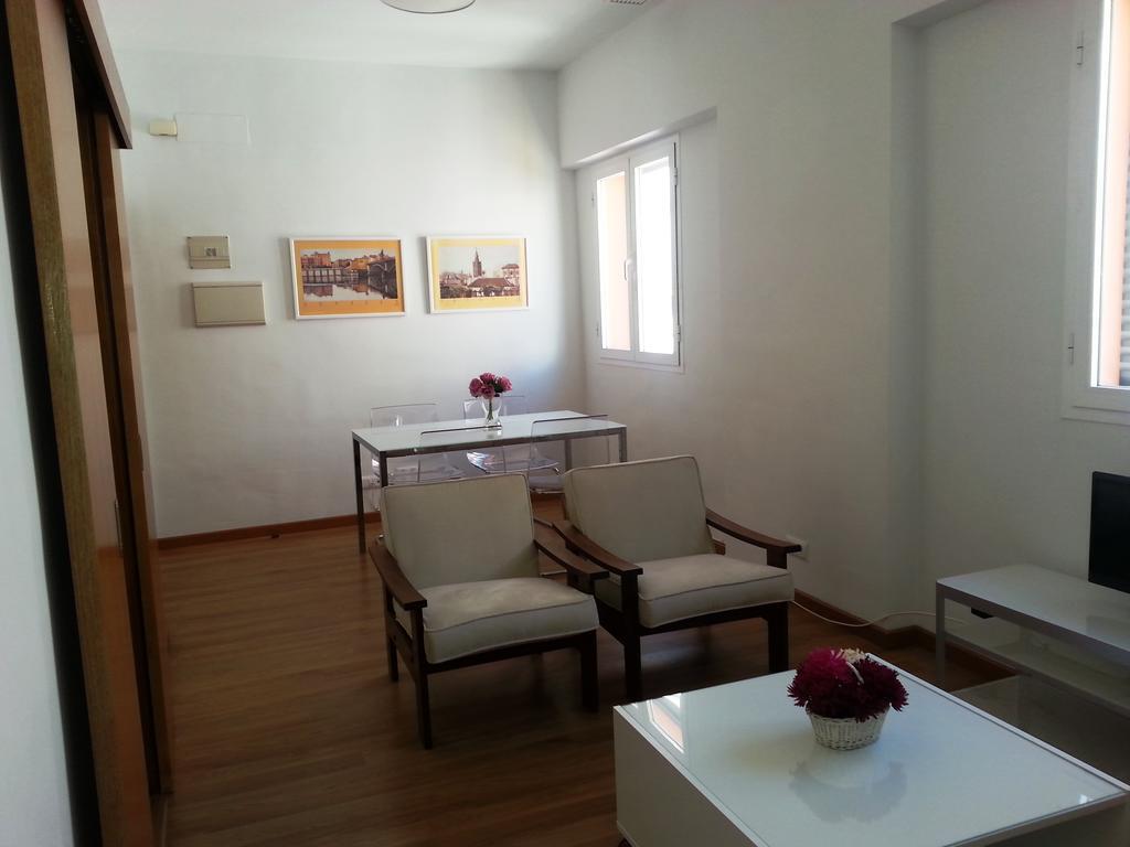 Appartement Malhara à Séville Extérieur photo